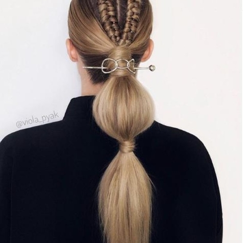 PUT A PIN IN IT 📌

Credit to @viola_pyak
.
.
.
#prohairshares #professionalhairdresser #lovehair #hairideas #hairdresser #prohairlive #hairdressing #hairstylist #hairmagazine #editorial #fashion #style #blonde #brunette #braids #ponytail #hairaccessories #model #photoshoot #coolhair #celebhair #hairideas #motivation #inspiration